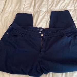 Like new JC Penney Boutique ankle jeans size 26, navy